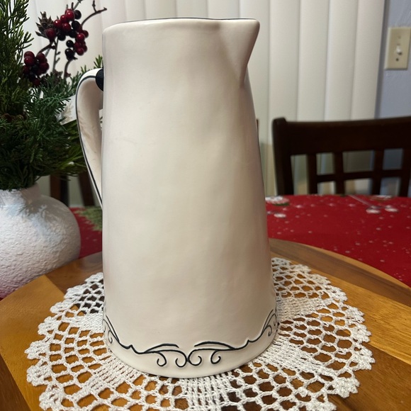 RAE DUNN ceramic “DRINK” pitcher - Picture 4 of 8
